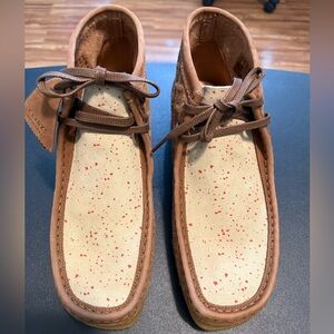 NWOT CLARKS MEN’S SUEDE WALLABEE BOOT SWEET CHICK SZ 11